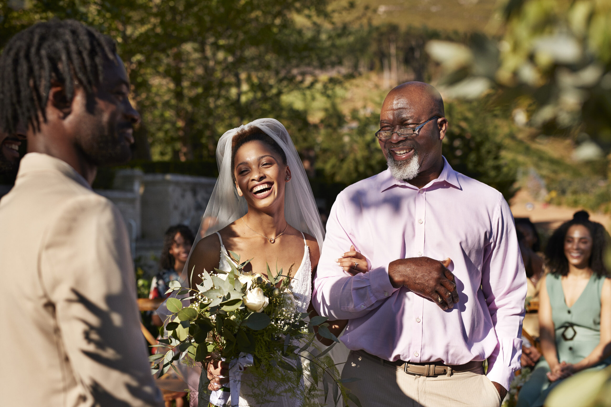 father walking bride down the aisle